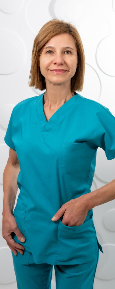 Dr. Cristina Munteanu